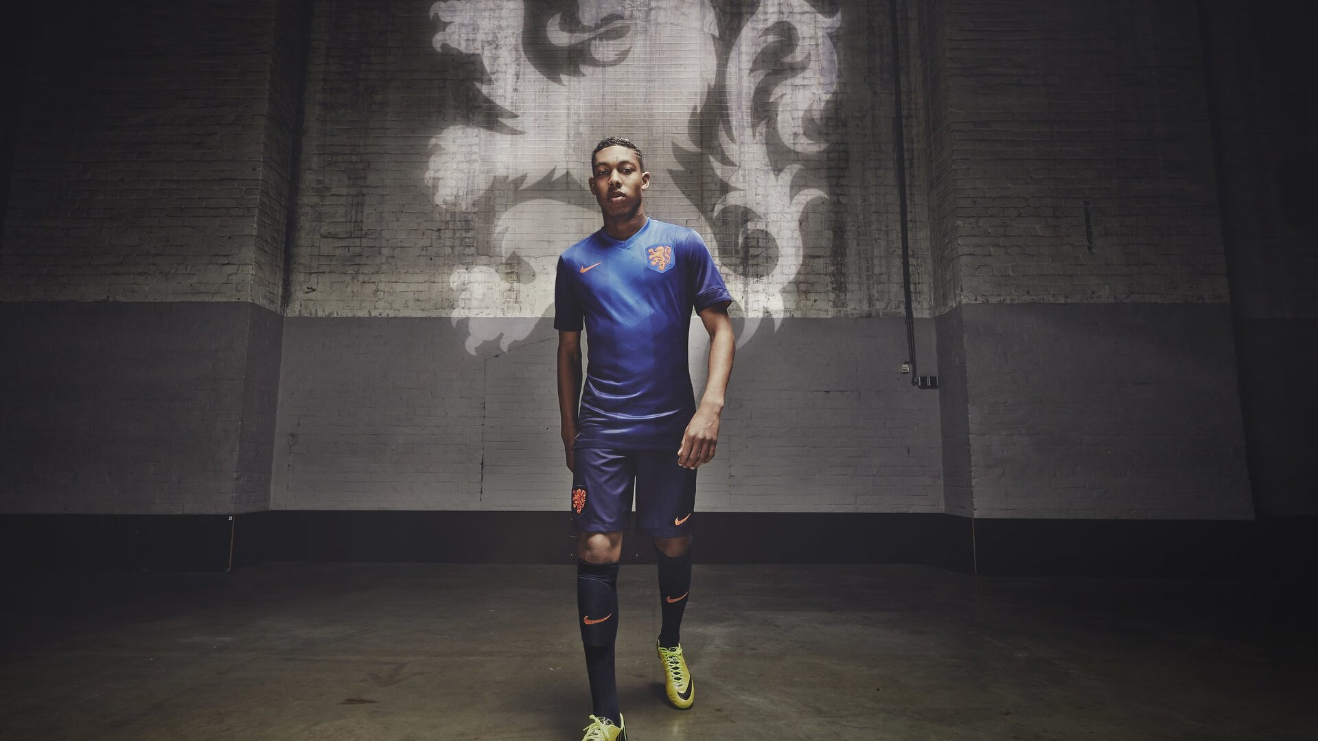 开云体育官网下载安装-“阿根廷美洲狮队：迈向未来的进攻与防守新风向”