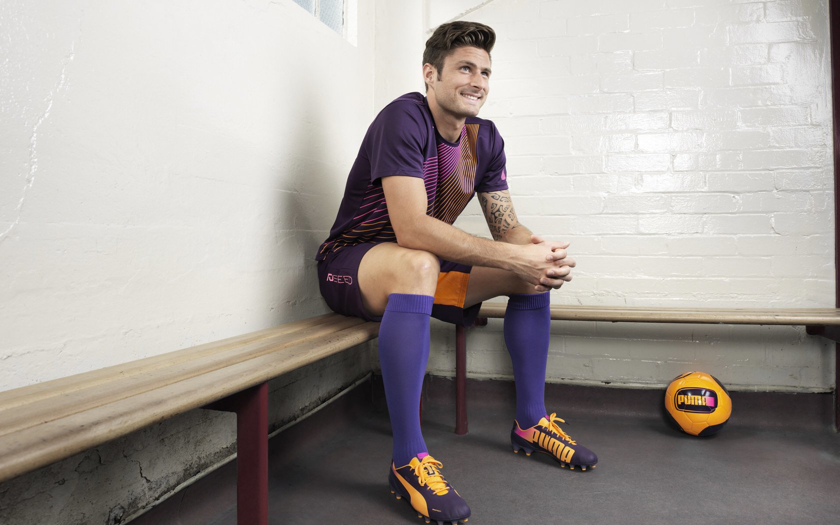 世界杯激情再燃：精彩片段不断！，世界杯激情歌曲