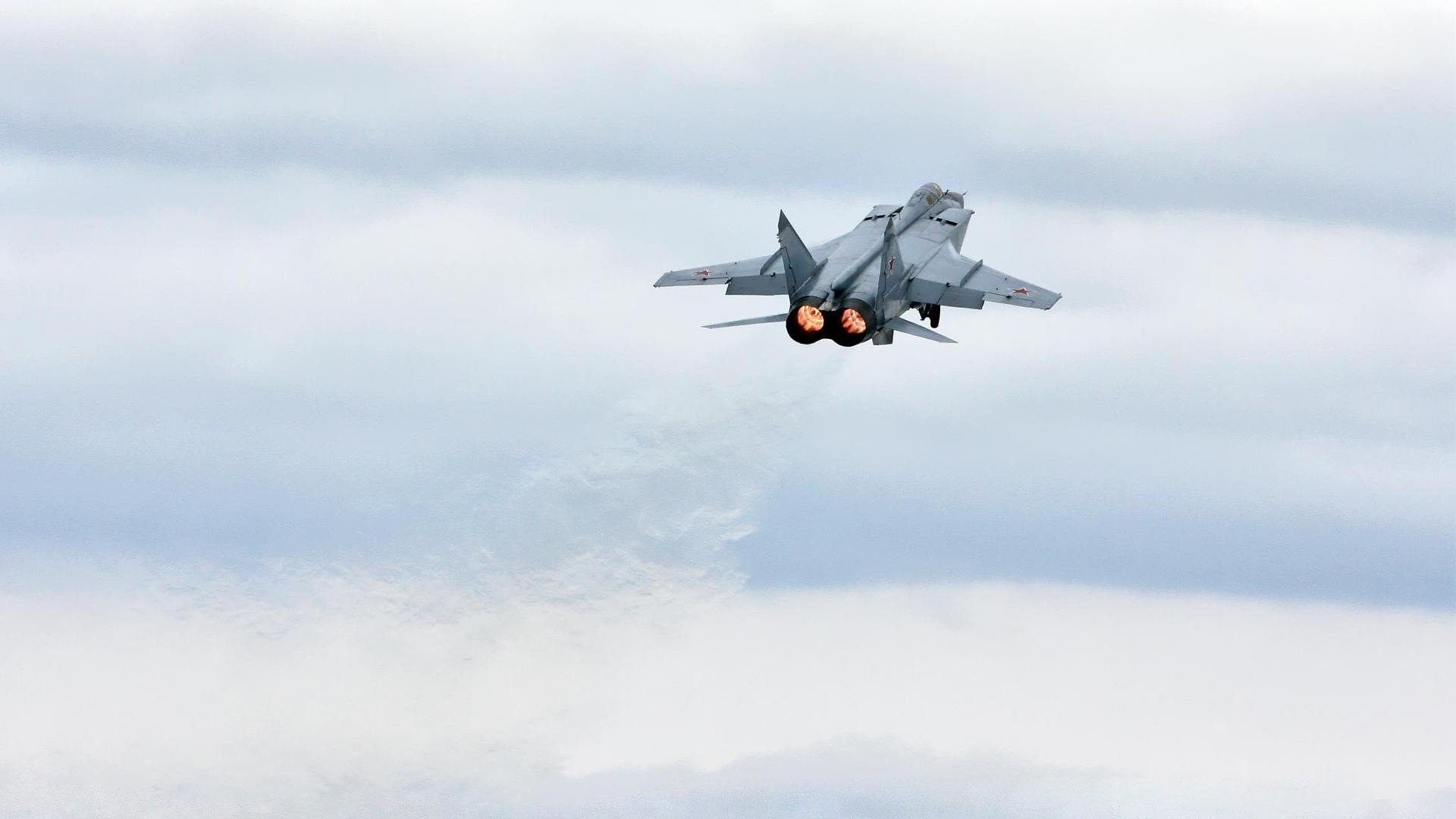 全面升级的安全措施:保障车手生命,确保车辆安全运行